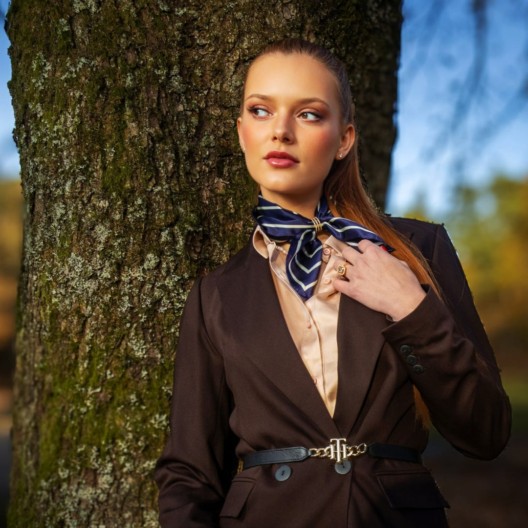 LA SUITs stribede marineblå silketørklæde