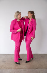 Feminin Blazer Med Smukke Detaljer Til Kvinder. 