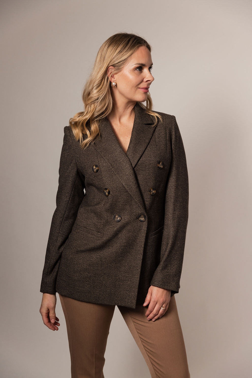 Blazer med bælt Til kvinder flot snit