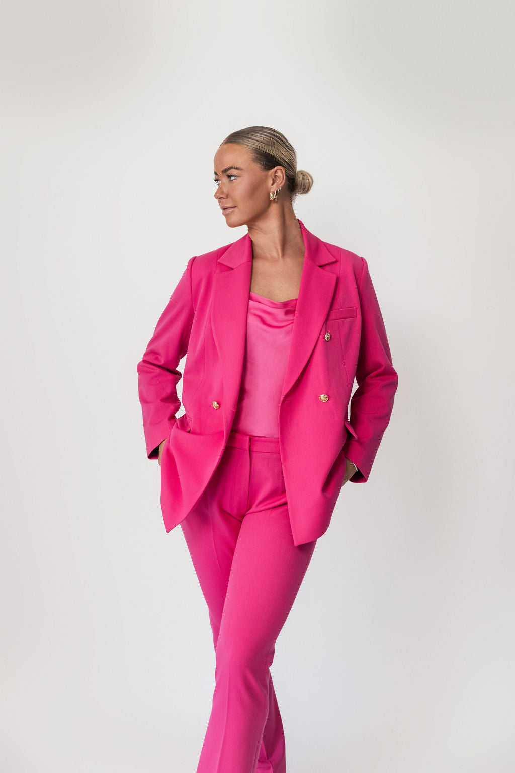 LA SUITs pink jakkesæt til kvinder