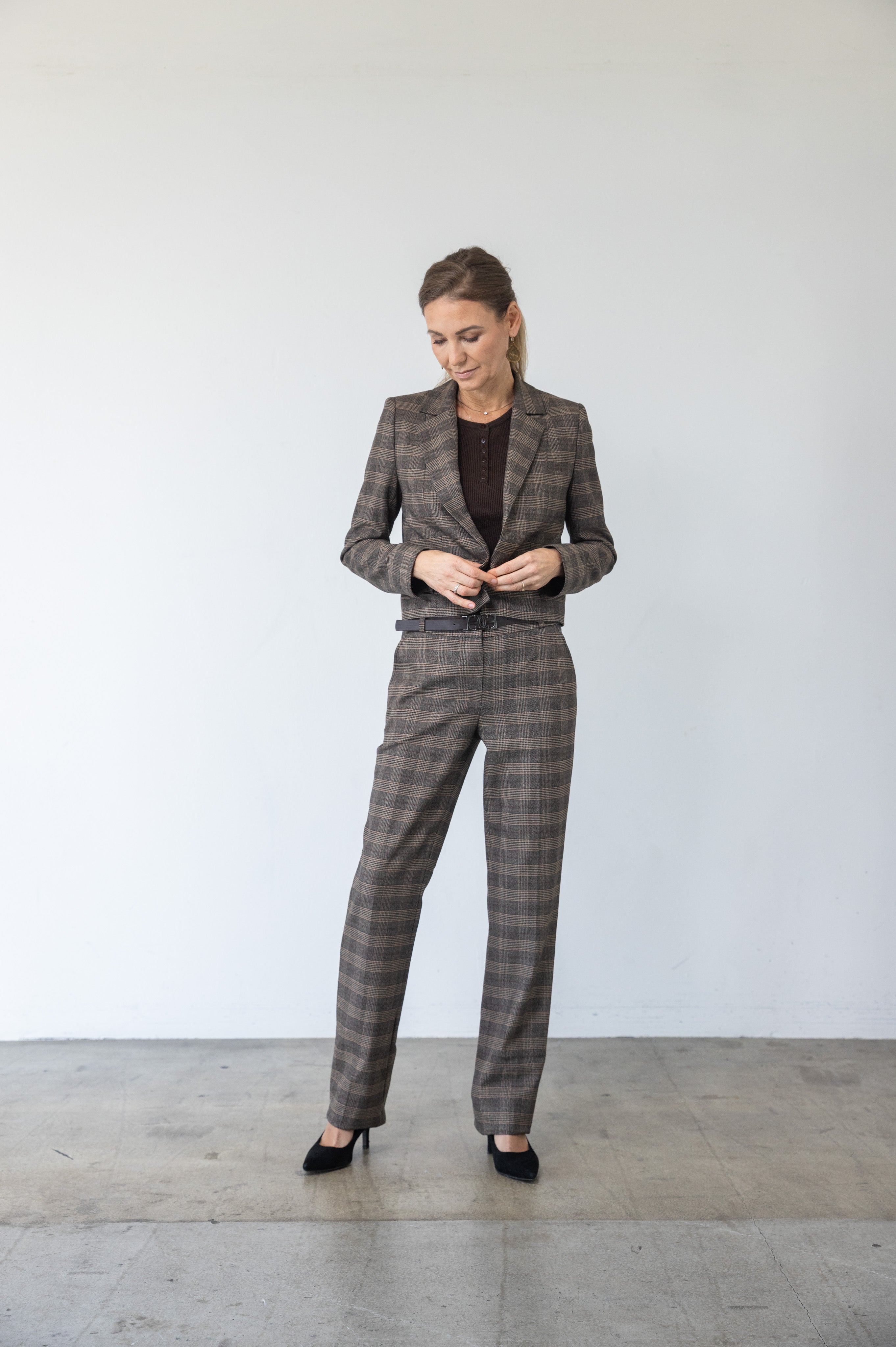 Brun ternet jakke blazer til kvinder.