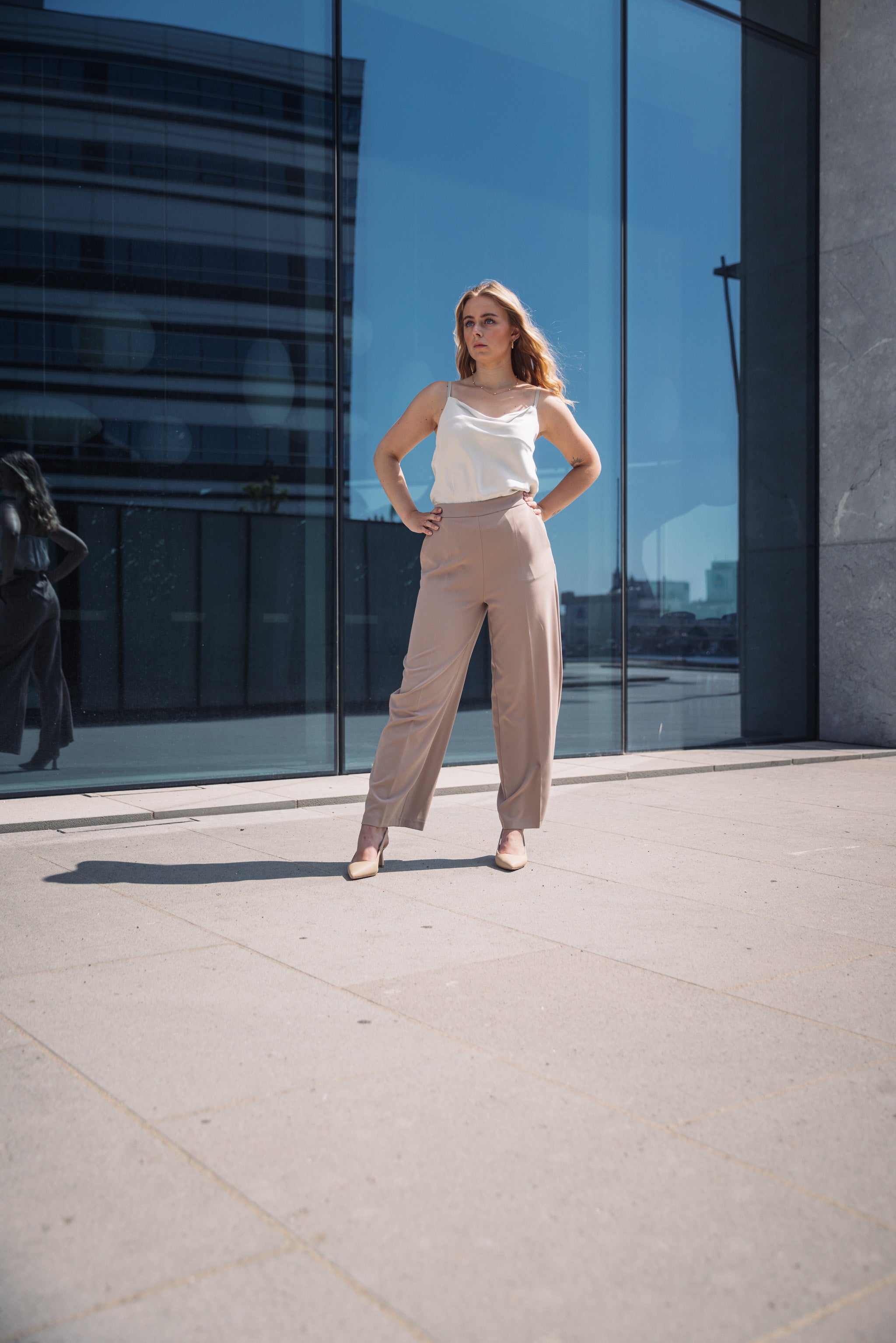 LA SUITs beige bukser til kvinder