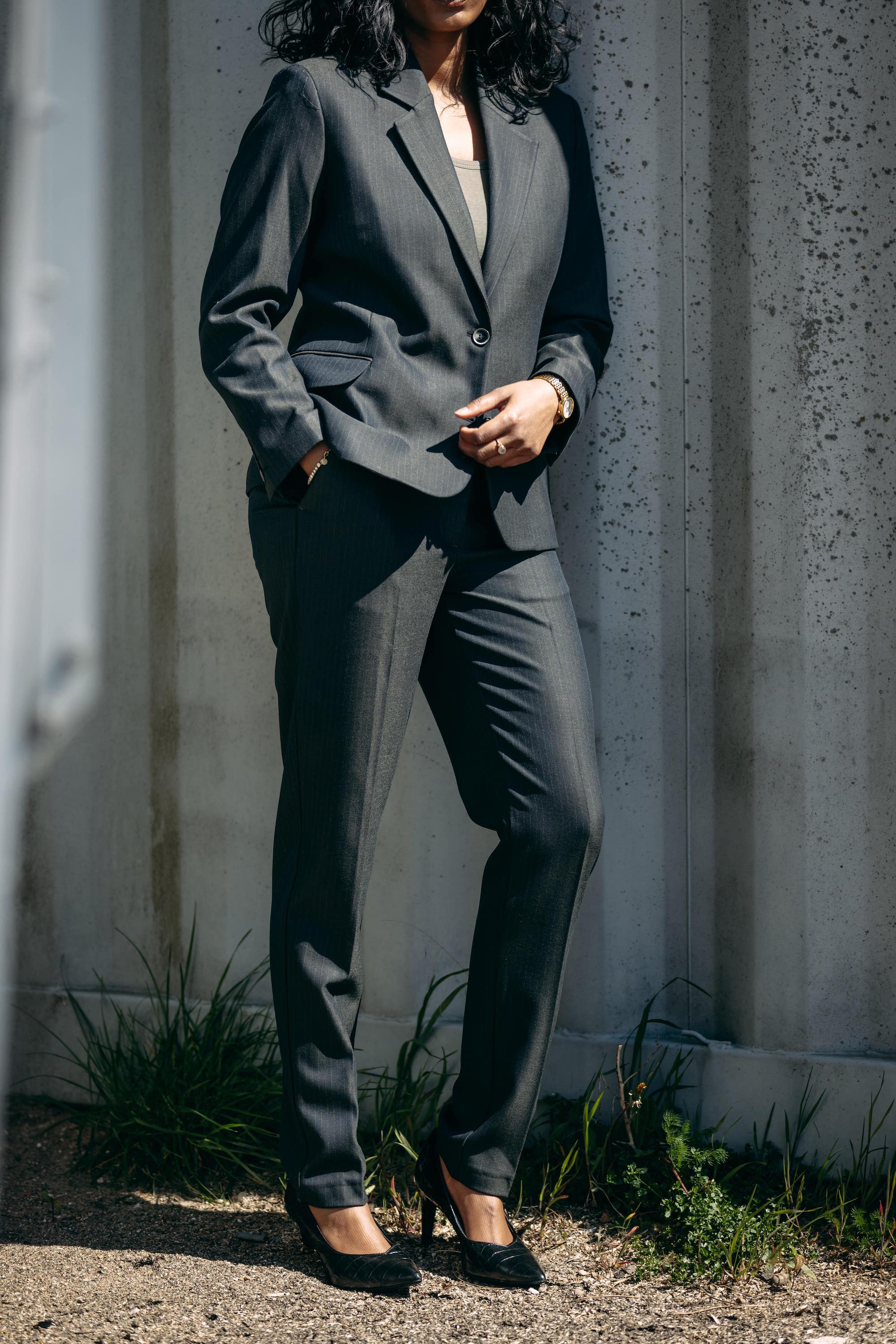 Habitbukser i Grøn nålestribet fra LA SUIT