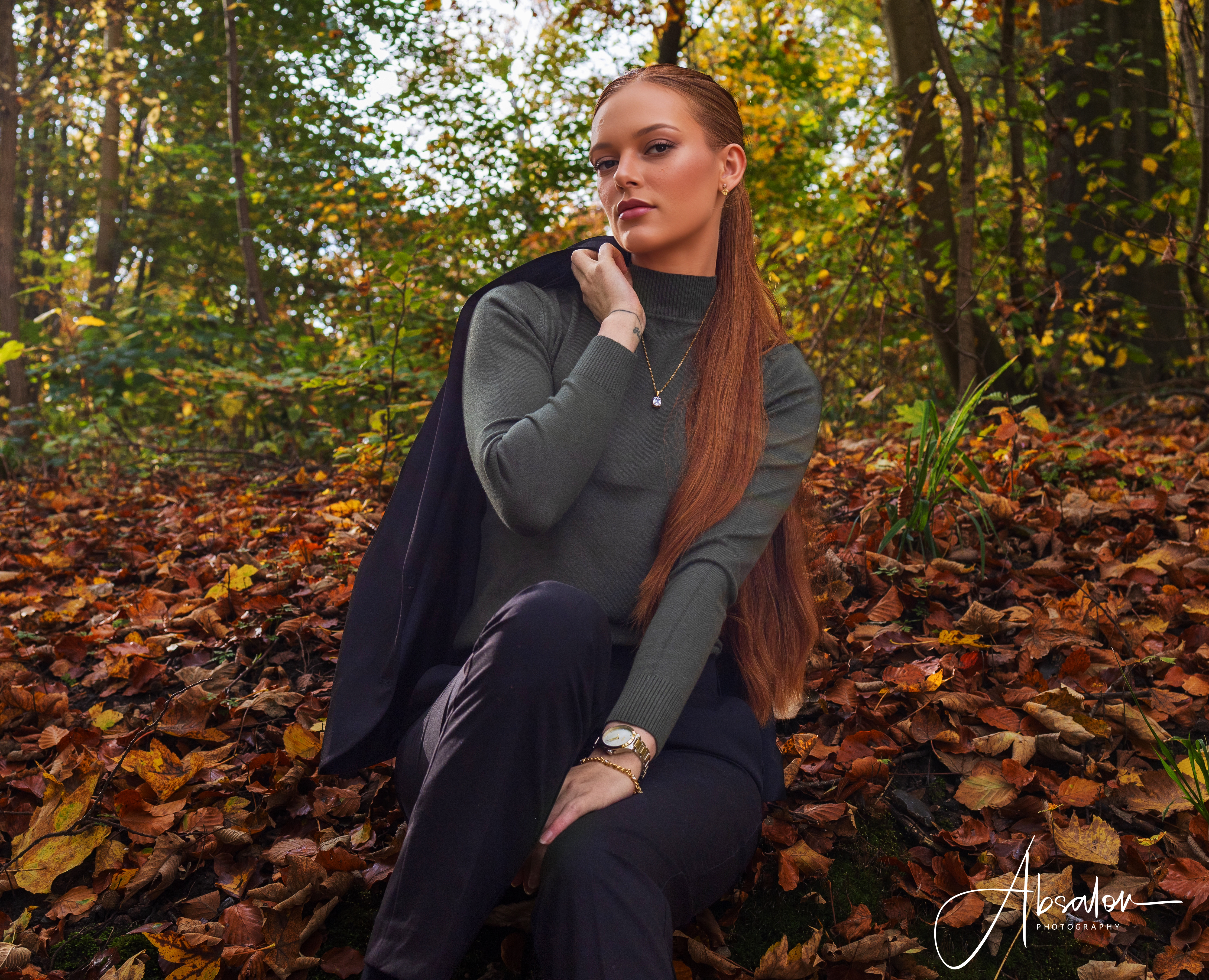 LA SUITs grønne rullekrvebluse