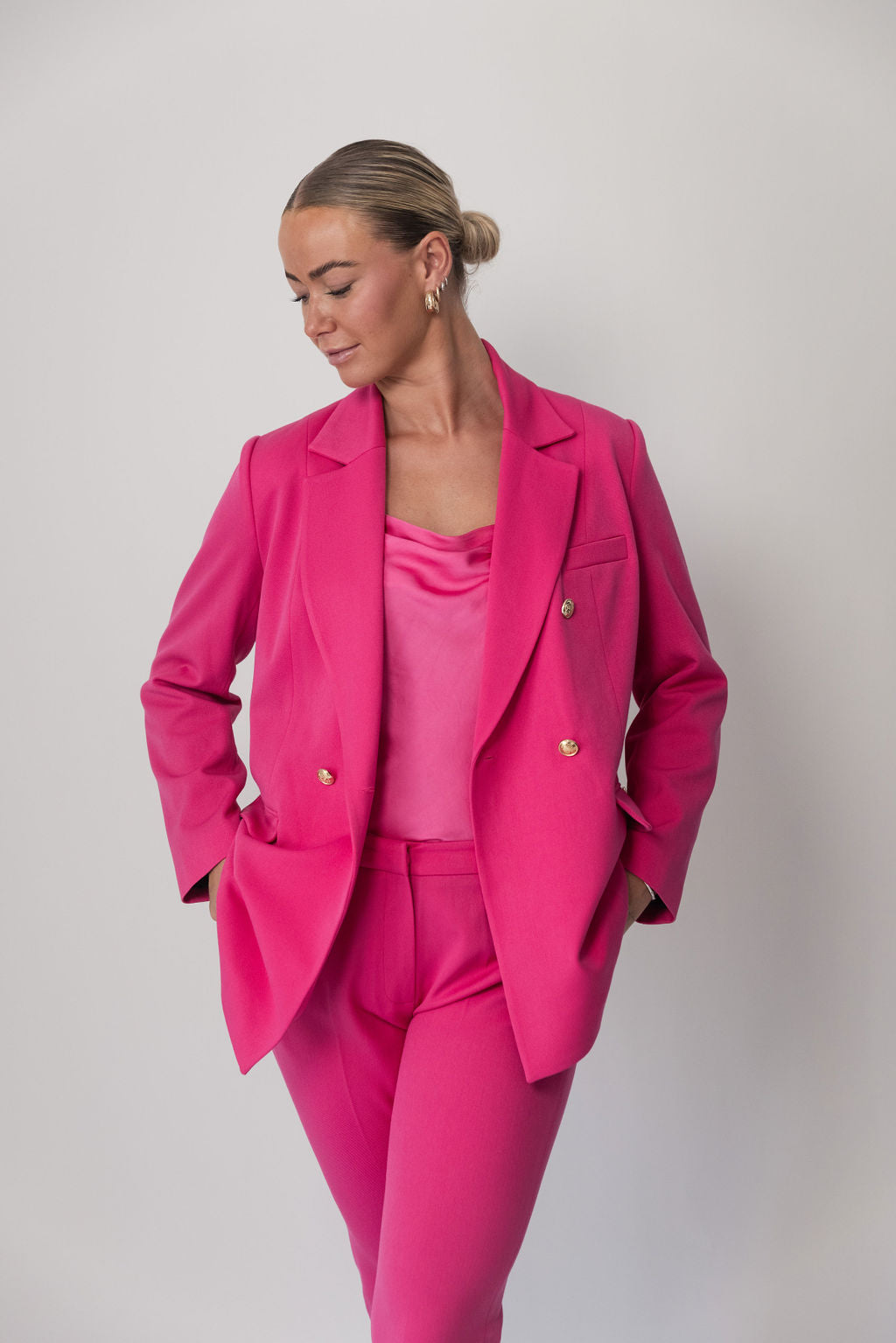 LA SUITs pink jakkesæt til kvinder