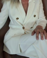 ivory blazer dame, hvid blazer kvinder, dobbeltradet blazer, klassisk blazer til kvinder, elegant blazer med gyldne knapper, skræddersyet blazer