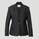 LA SUITs regular fit grøn blazer til kvinder. Leder du efter det perfekte blazer til damer! 