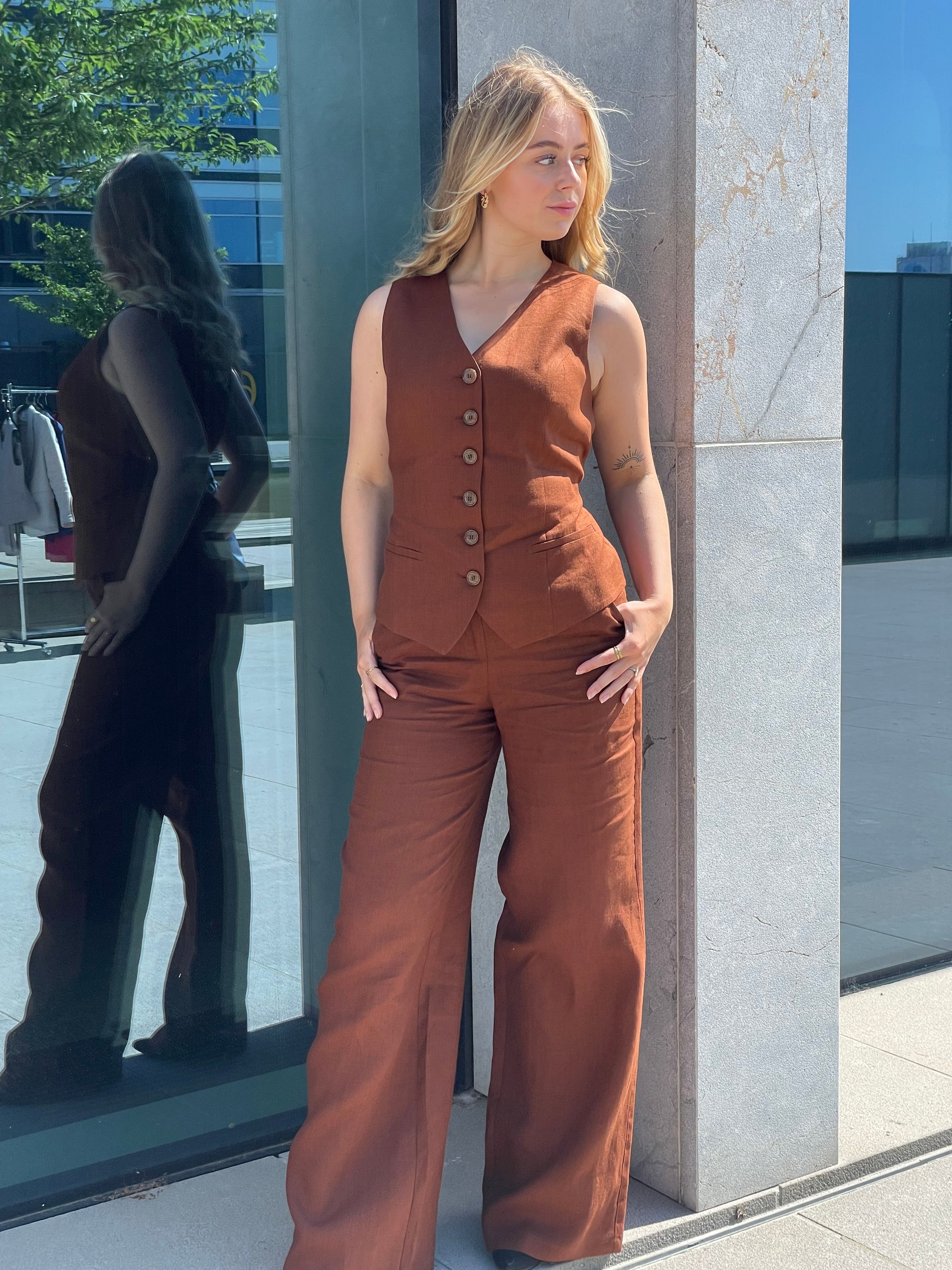 LA SUITs brune vestsæt i hør til kvinder