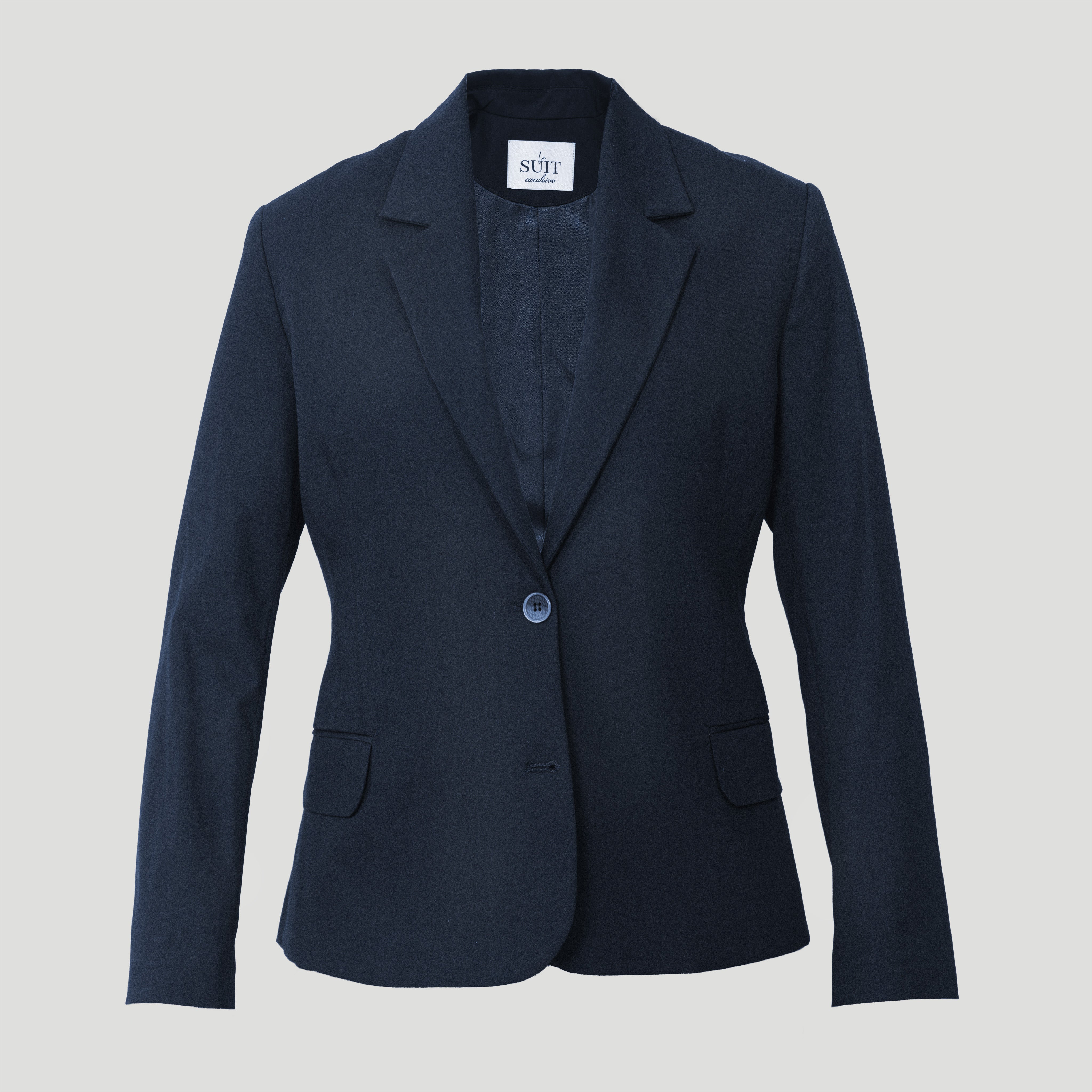 LA SUITs Regular Fit-Blazer / Marineblå Vores blazer til kvinder er lige, hvad du har ventet på: Det er den perfekte kombination af stilfuldt design, innovative features og maksimal komfort.