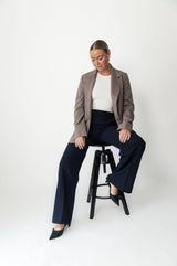 LA SUITs oversized taupe blazer til kvinder