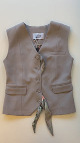 Video_LA SUITs dusty violet vest